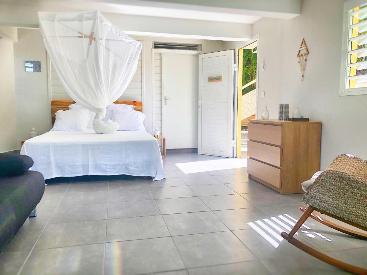 O Coeur De Deshaies Appartements Grande Anse Et Amandiers Dış mekan fotoğraf